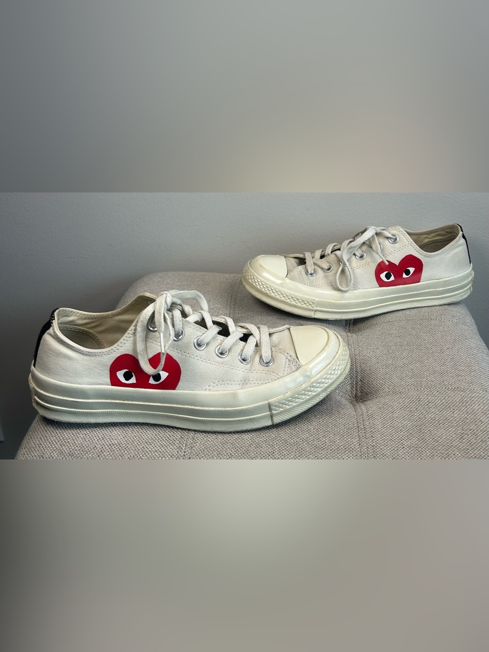 Comme des Garcons PLAY x Converse Peek-A-Boo Low-Top Sneakers Womens 8 Mens 6